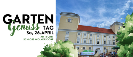 Ein Bild eines Gebäudes mit rotem Dach, vielen Fenstern und einem Zelt davor. Links steht 'Offener Dorftag, 26. April, ab 14 Uhr'.