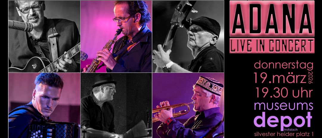 Fünf Musiker spielen verschiedene Instrumente auf der Bühne. Eine Trompete, ein Saxophon, eine Gitarre und Schlagzeug sind sichtbar. Rechts ist das Wort 'Live' zu sehen.