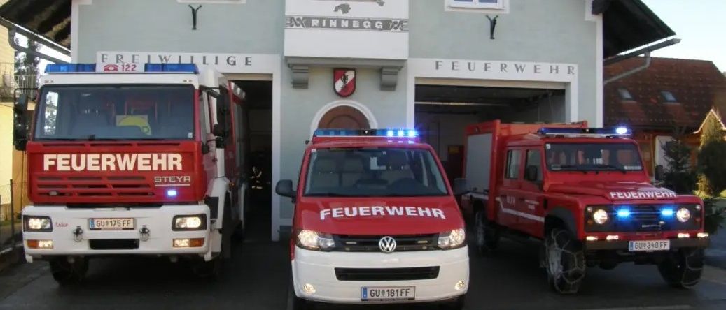 Bild enthält, Transportation, Truck, Vehicle, Car, Fire Station, Fire Truck, Machine, Wheel