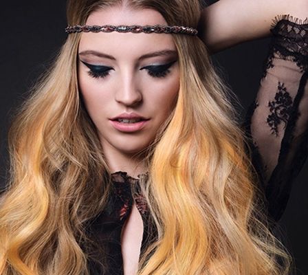 Bild enthält, Photography, Accessories, Face, Head, Person, Portrait, Adult, Female, Woman, Tattoo