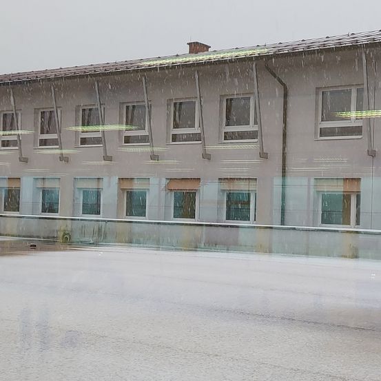 Bild enthält, Architecture, Building, City, Urban, Housing, Office Building, House