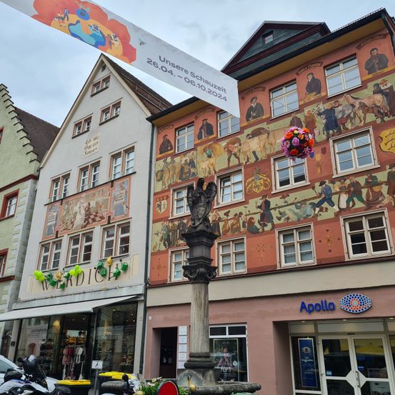 Bild enthält, Neighborhood, Building, City, Urban, Art, Painting, Metropolis, Person, Car, Road