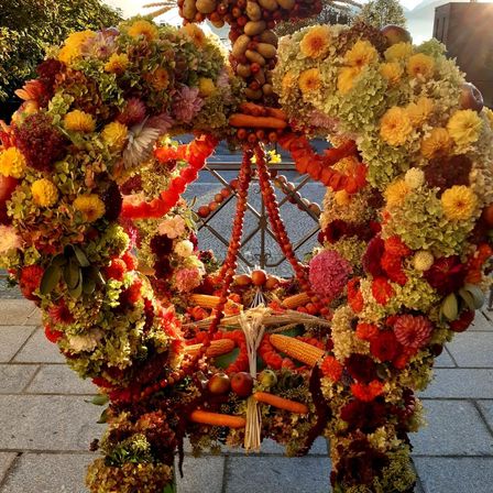 Bild enthält, Flower, Flower Arrangement, Plant, Flower Bouquet, Festival