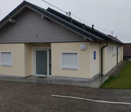 Bild enthält, Housing, House, Outdoors, Indoors, City