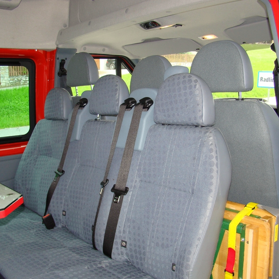 Bild enthält, Cushion, Home Decor, Car, Transportation, Vehicle, Car - Interior, Car Seat, Machine, Wheel