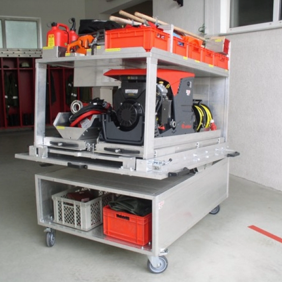 Bild enthält, Box, Machine, Wheel, Accessories, Bag, Handbag