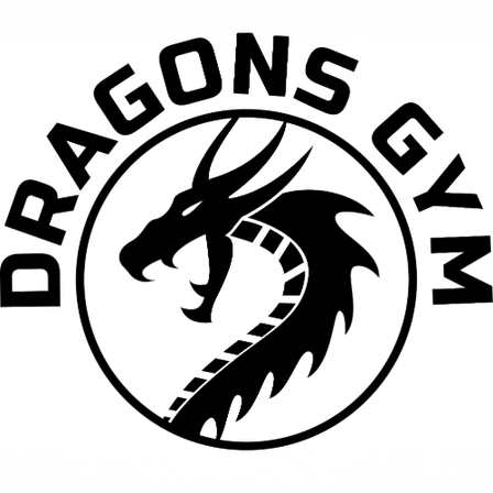 Das Logo von Dragons Gym zeigt einen stilisierten Drachen mit Hörnern und einem wilden Ausdruck. Der Drache ist zentral positioniert, wobei sein Körper eine kreisförmige Form bildet. Der Text 'DRAGONS GYM' ist oberhalb des Drachen prominent angebracht.