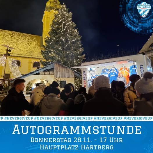 Bild enthält, Adult, Male, Man, Person, Christmas, Christmas Decorations, Festival, Christmas Tree, Face, Head