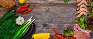 Bild enthält, Food, Food Presentation, Cutlery, Spoon, Lobster, Sea Life, Seafood, Fork, Produce, Brunch