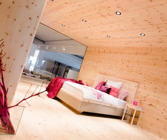 Bild enthält, Indoors, Interior Design, Wood Panels, Wood, Bed, Furniture, Plywood