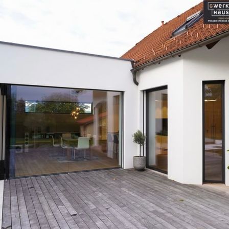 Bild enthält, Door, Indoors, Interior Design, Floor, Architecture, Building, Housing, House, Villa, Window