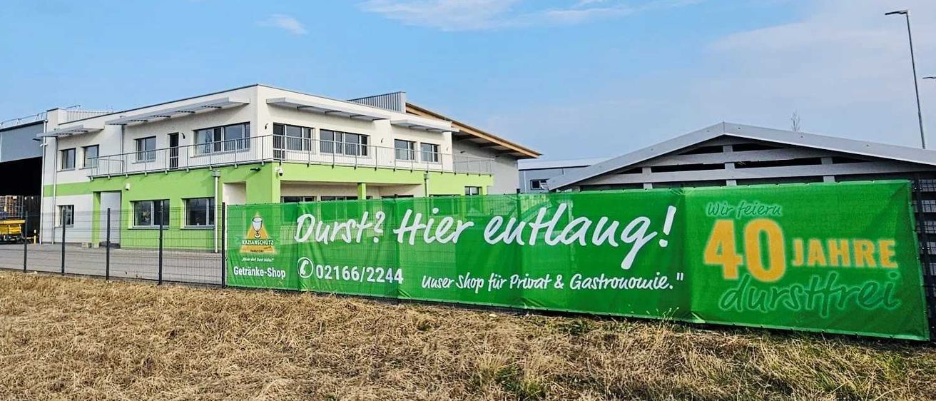 Bild enthält, Advertisement