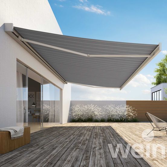 Bild enthält, Awning, Canopy, Chair, Furniture, Architecture, Building, House, Housing, Porch