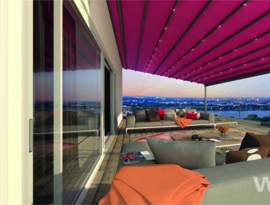 Bild enthält, Penthouse, Balcony, Canopy, Couch