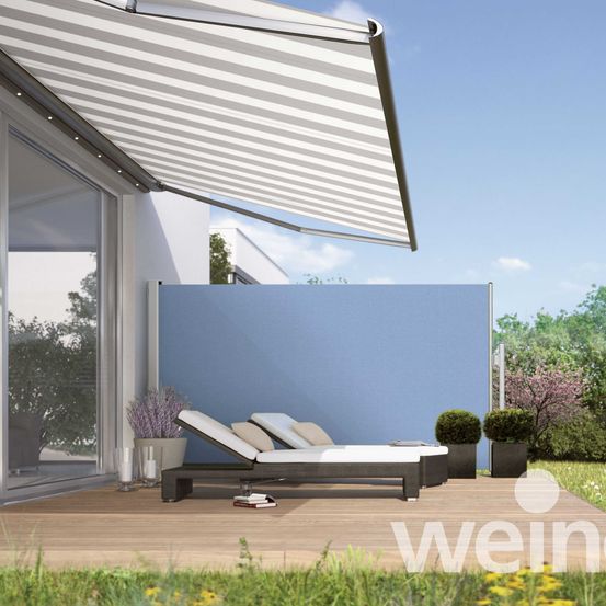 Bild enthält, Awning, Canopy, Plant, Housing, Grass