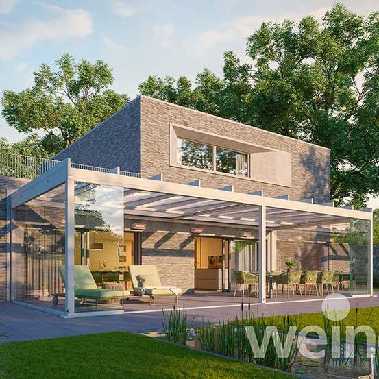 Bild enthält, Grass, House, Housing, Villa, Patio, Porch, Lawn, Indoors, Garage