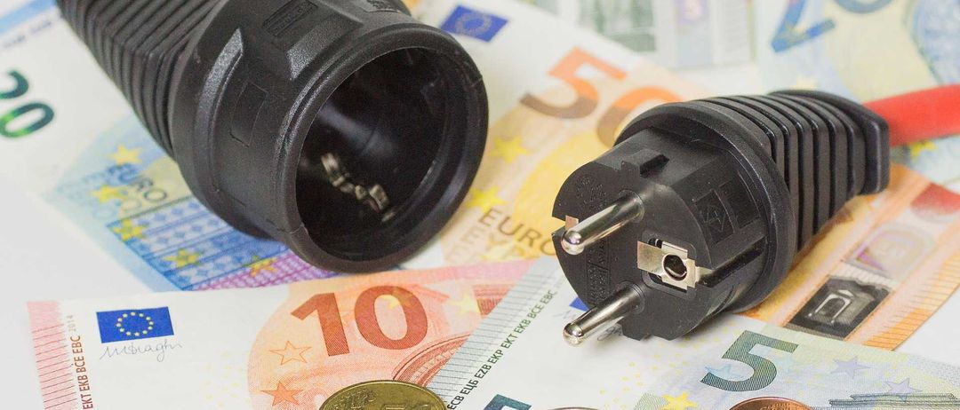 electricity-7600360_1920