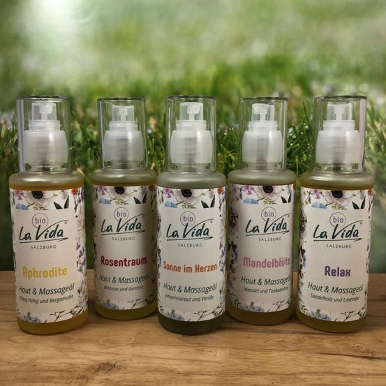 Bild enthält, Bottle, Herbal, Herbs, Plant, Cosmetics, Perfume, Tin