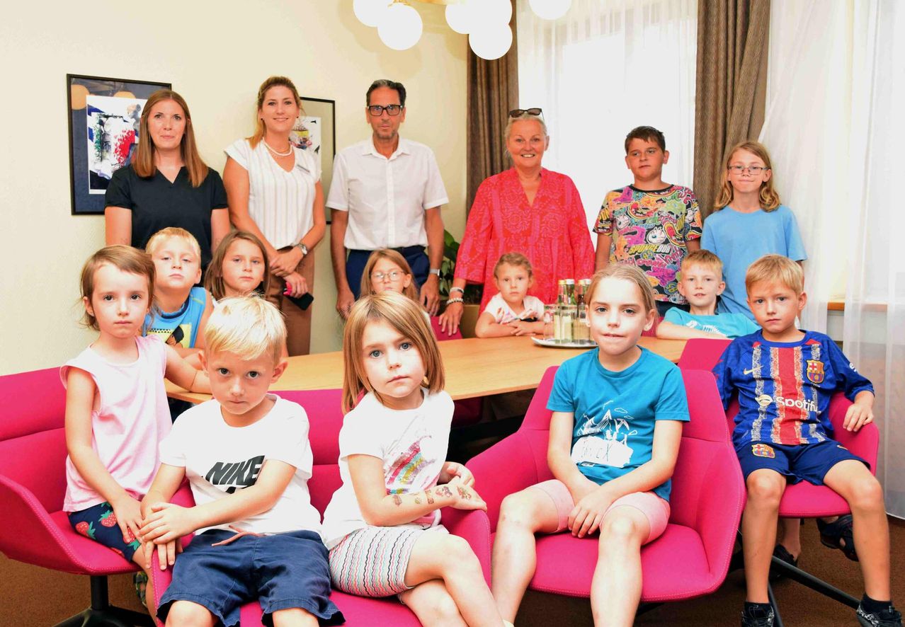 Bild enthält, People, Person, Adult, Female, Woman, Photography, Portrait, Male, Man, Child