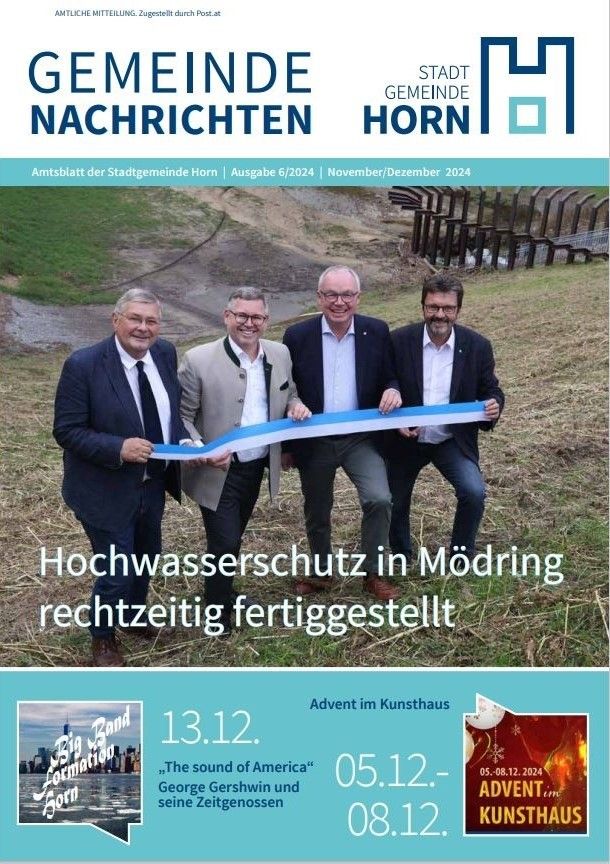 Bild enthält, Advertisement, Poster, Adult, Male, Man, Person, Publication, Book, Coat, People