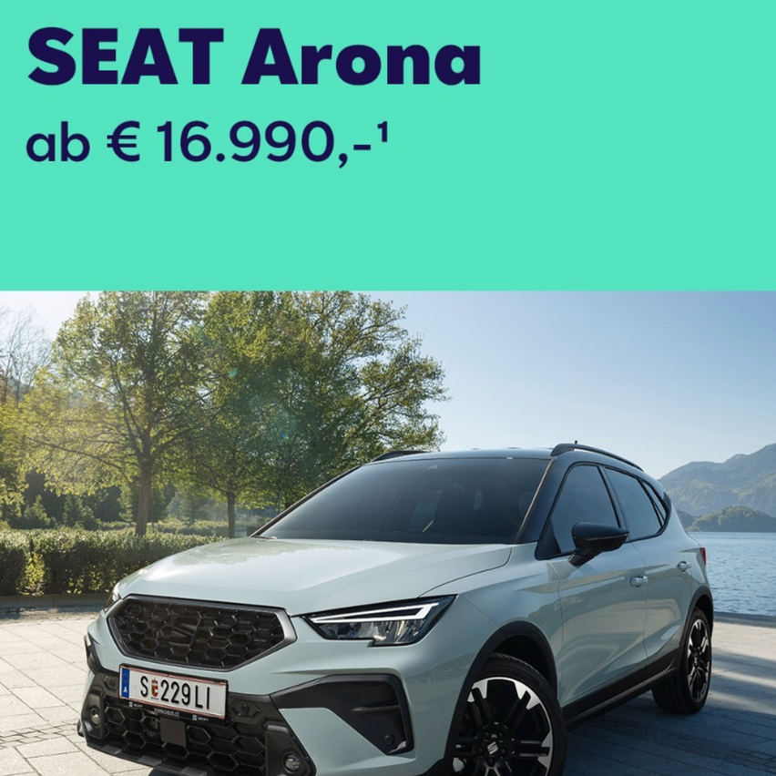 Ein weißer SEAT Arona SUV steht am See mit einem grünen Hintergrund und Preisangaben.