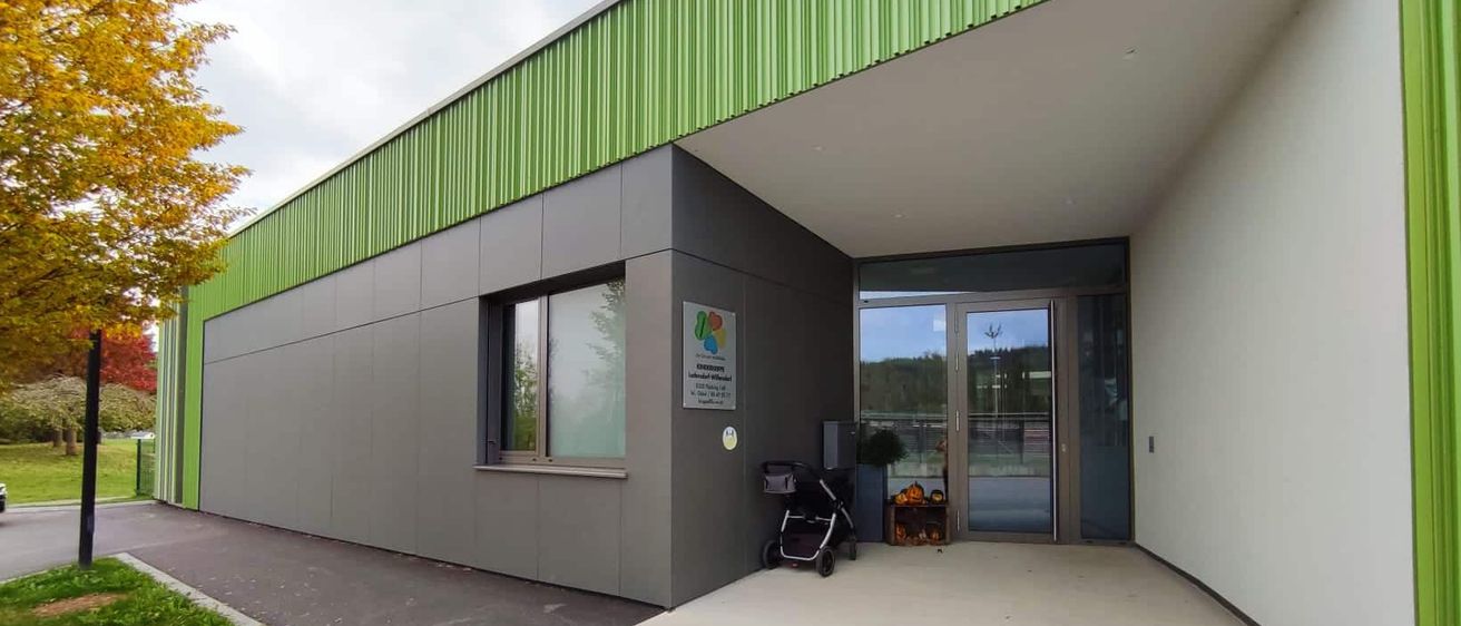 Bild enthält, Garage, Indoors, Interior Design