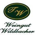 Logo, Text