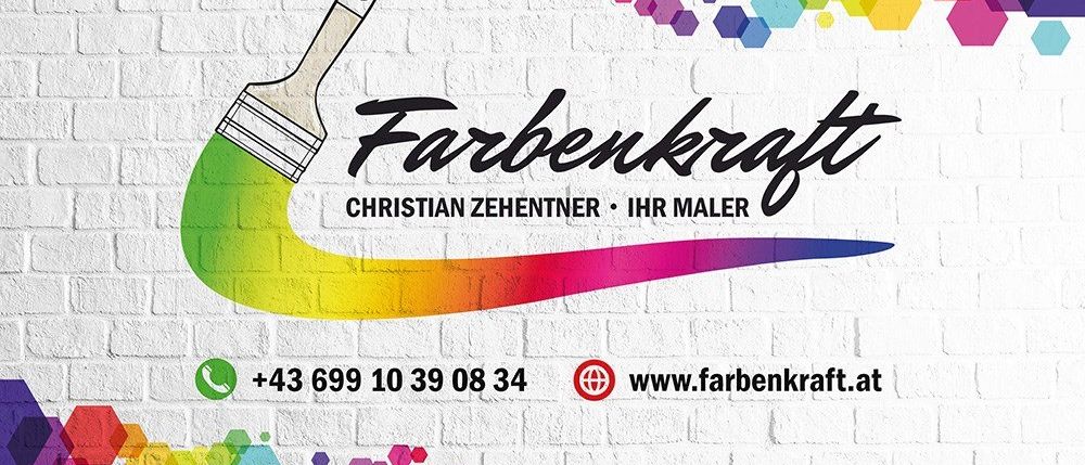 Ein Werbeplakat für einen Malerdienst mit einem farbenfrohen Pinseldesign. Es zeigt den Namen 'Farbenkraft', Christian Zehentner und Kontaktdaten, einschließlich Telefonnummer und Webseite.