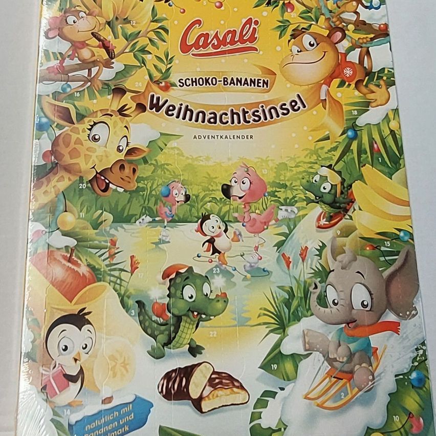 Ein Adventskalender mit dem Titel 'Casali Schokoladen Weihnachtsinsel', der verschiedene Tiere wie Affen, Elefanten und Pinguine in einer Weihnachtsumgebung zeigt.