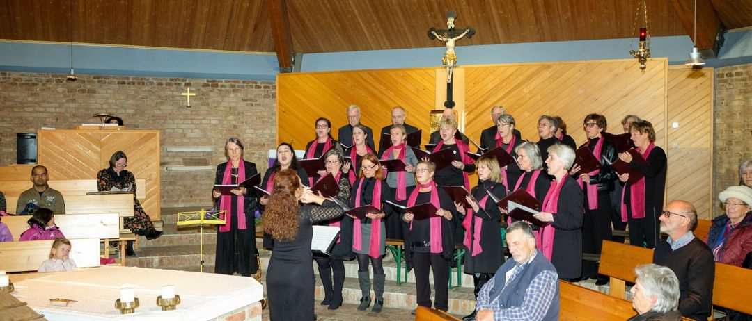 Adult, Female, Person, Woman, People, Cross, Male, Man, Altar, Wood