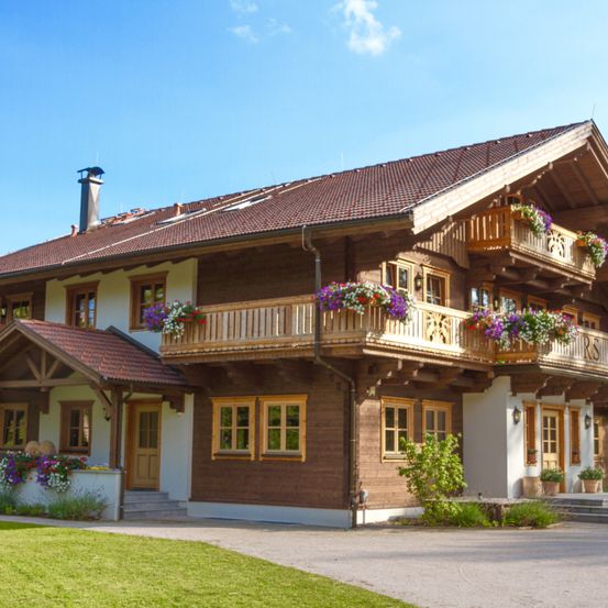 Architecture, Building, Cottage, House, Housing, Grass, Plant, Villa, Hotel, Portico