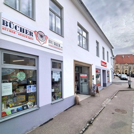 Bild enthält, Urban, City, Car, Street, Shop