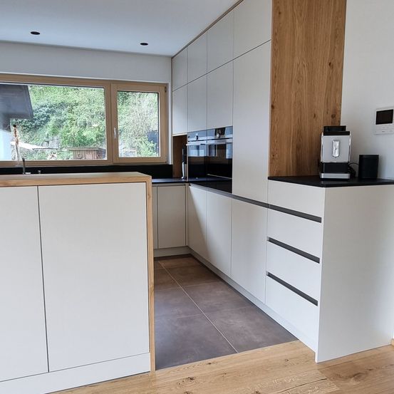 Indoors, Interior Design, Floor, Wood, Hardwood, Flooring, Kitchen, Wood Panels, Furniture, Home Decor