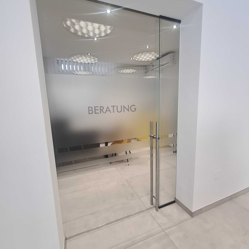 Bild enthält, Floor, Flooring, Indoors, Interior Design