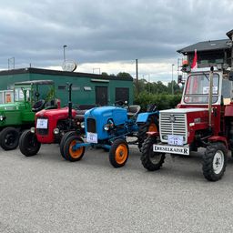 Bild enthält, Tractor, Transportation, Vehicle, Machine, Wheel, Person, Bulldozer