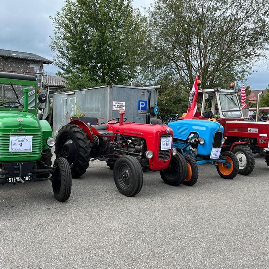 Bild enthält, Tractor, Transportation, Vehicle, Machine, Wheel