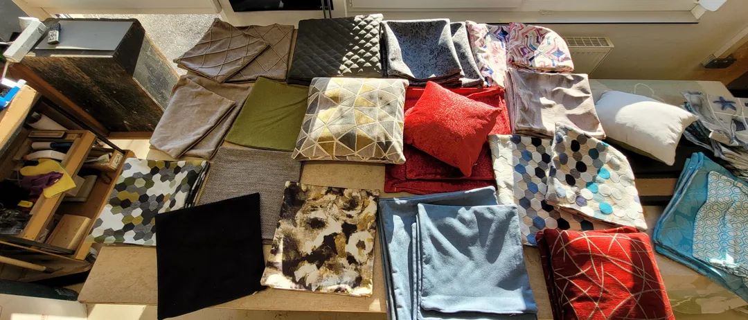 Home Decor, Linen, Formal Wear, Floor, Plywood, Wood, Window, Flooring, Wheel, Handbag