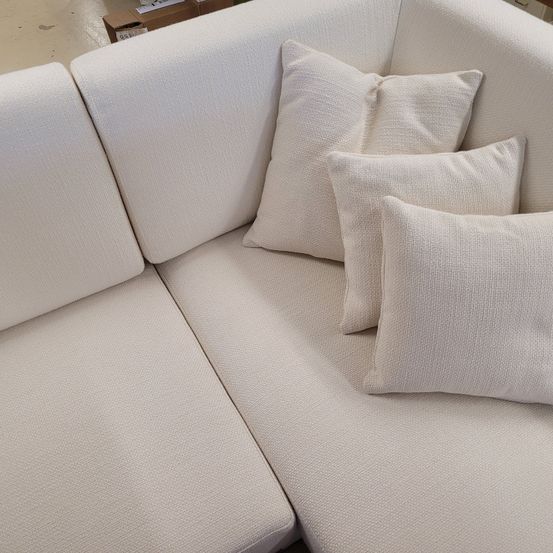 Bild enthält, Cushion, Home Decor, Couch, Furniture, Pillow