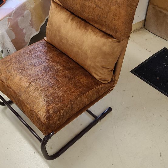 Bild enthält, Furniture, Chair