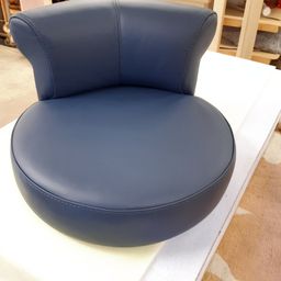 Bild enthält, Furniture, Chair