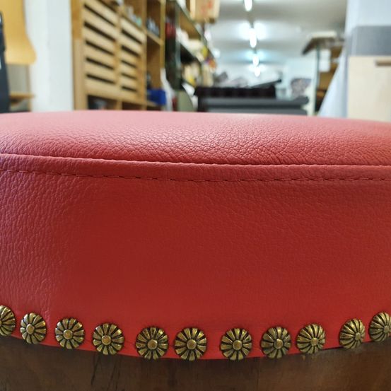 Bild enthält, Furniture