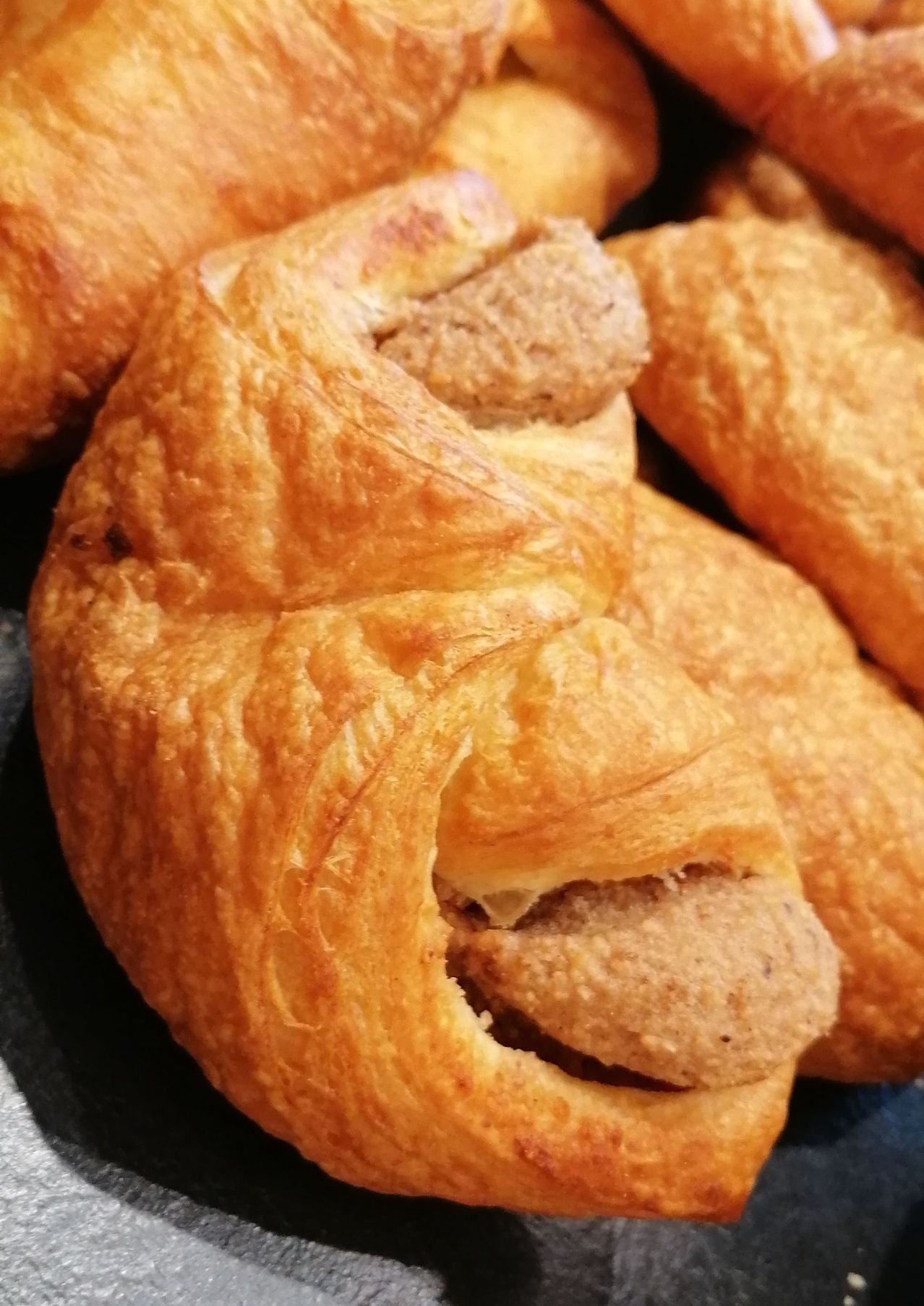 Bild enthält, Bread, Food, Croissant