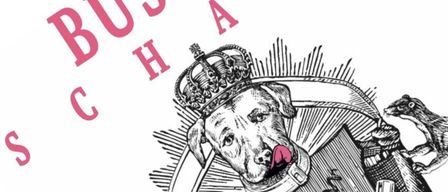 Eine Schwarz-Weiß-Zeichnung eines Hundes mit Krone, der Schachfiguren und einen Weinöffner hält. Das Wort 'BUCHEN' steht in Pink oben.