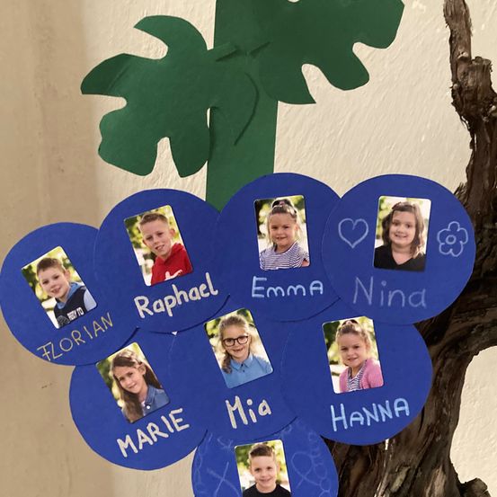 Bild enthält, Art, Collage, Boy, Child, Male, Person, Female, Girl, Glasses, Face