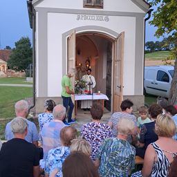 Bild enthält, Adult, Male, Man, Person, People, Face, Head