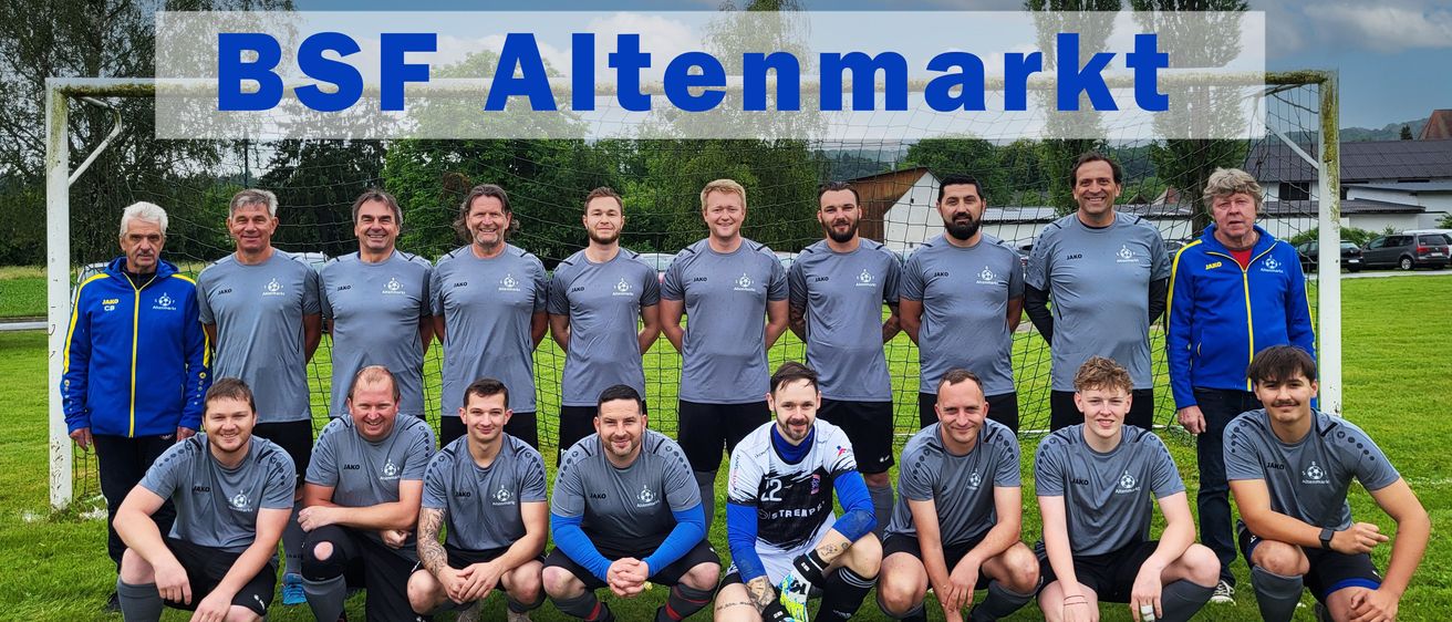 Bild enthält, People, Person, Team, Groupshot, Boy, Male, Teen, Adult, Man, Shoe