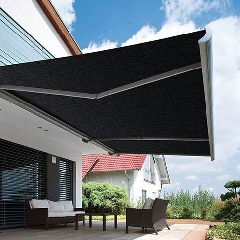 Bild enthält, Awning, Canopy, Chair, Furniture, Couch