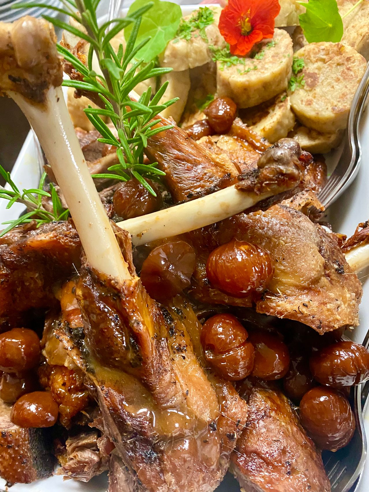 Bild enthält, Food, Meat, Mutton, Bread