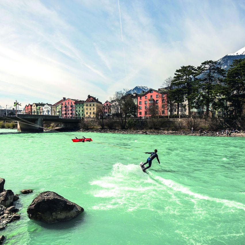 Bild enthält, Water, Person, Swimming, Nature, Outdoors, Sea, Scenery, Lake, Landscape, Rock