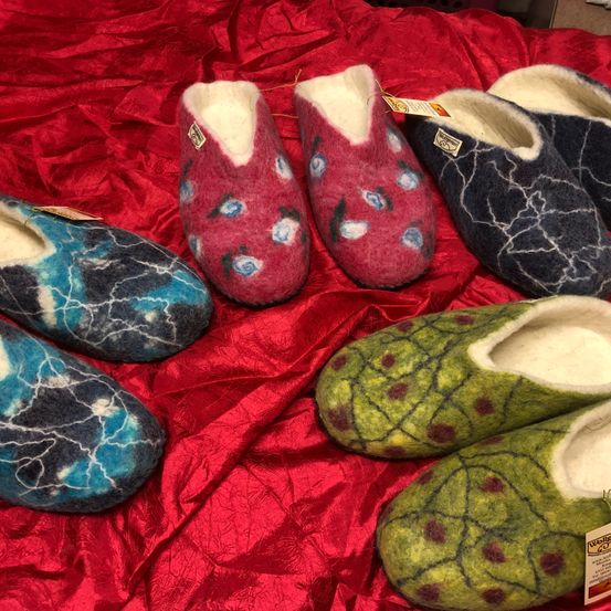 Bild enthält, Clothing, Footwear, Shoe